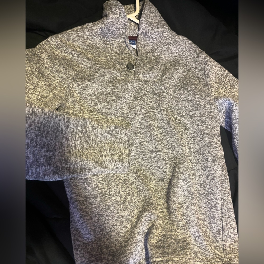Old Navy Pull-Over Sweater